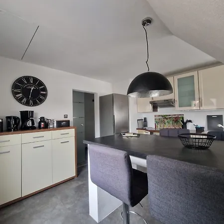 Am Dillich - Eigener Eingezaeunter Garten - Ruhige Lage - Hunde Willkommen - Vor Der Haustuer 아파트 *