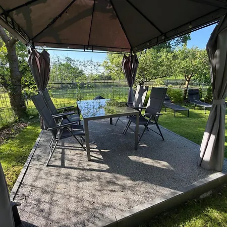 Am Dillich - Schwimmteich - Eigener Garten - Ruhige Lage - Hunde Willkommen