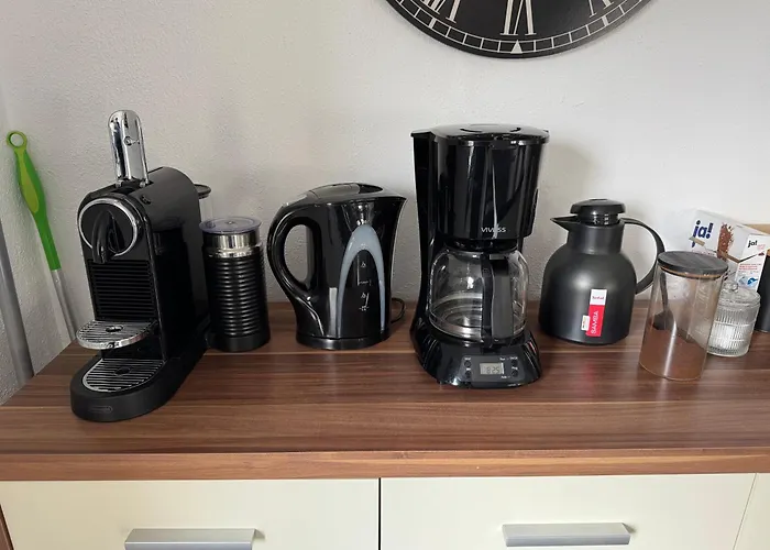 Am Dillich - Eigener Eingezaeunter Garten - Ruhige Lage - Hunde Willkommen - Vor Der Haustuer * Borken (Hessen)