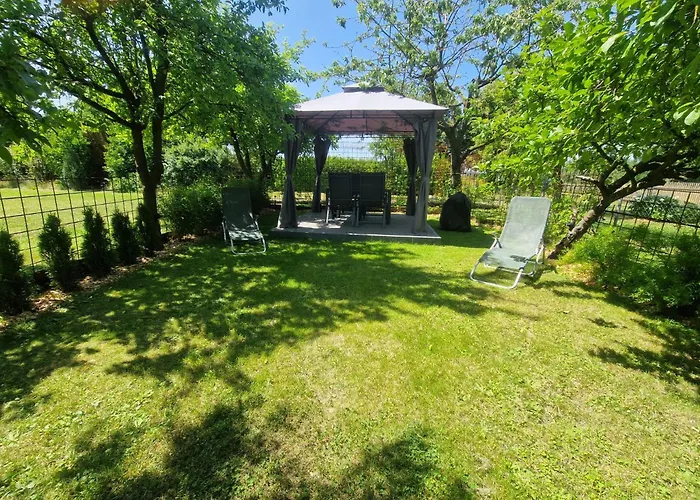 Am Dillich - Eigener Eingezaeunter Garten - Ruhige Lage - Hunde Willkommen - Vor Der Haustuer *